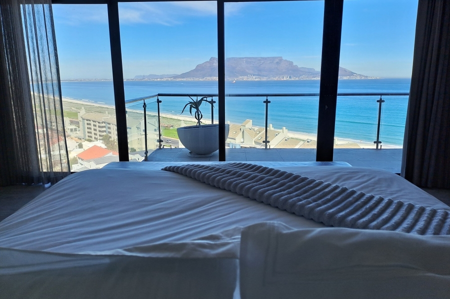 4 Bedroom Property for Sale in Beachfront Western Cape